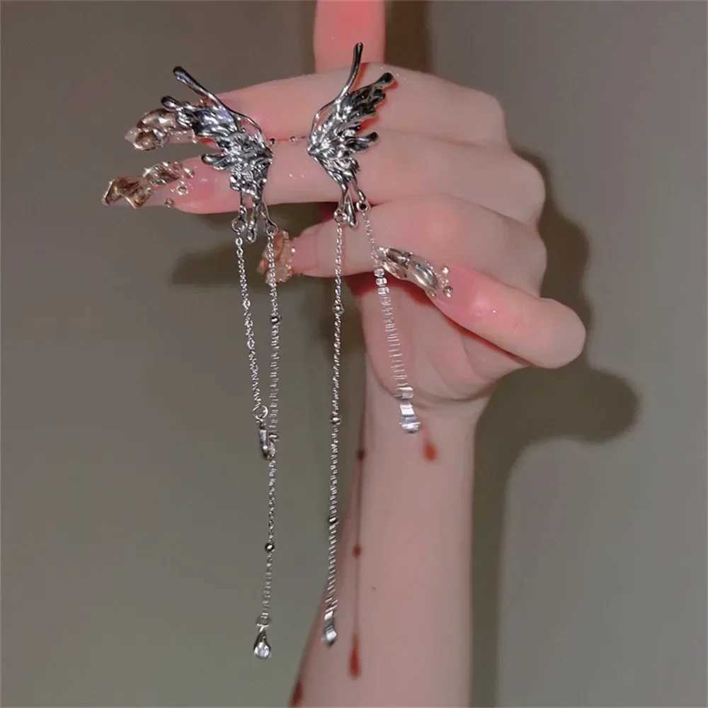 Kpop silver earrings fairy angel wings butterfly long tassel clip earrings suitable for female teenagers cool ear cuffs party jewelry W241017