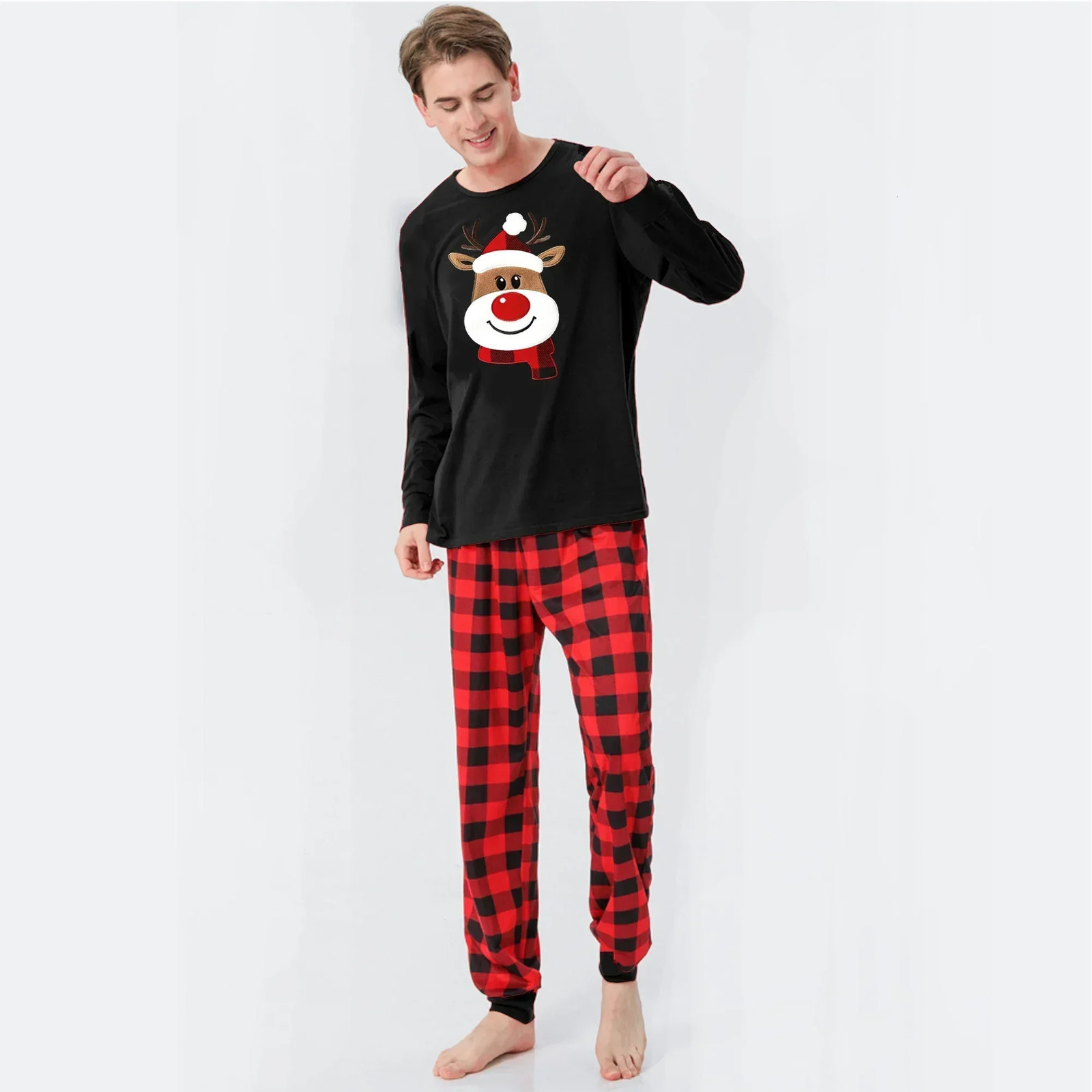 Christmas Cartoon Deer Print Pajamas Set Family Matching Outfits Soft 2 Pcs Suit Loungewear Baby Dog Romper Xmas Look 241017
