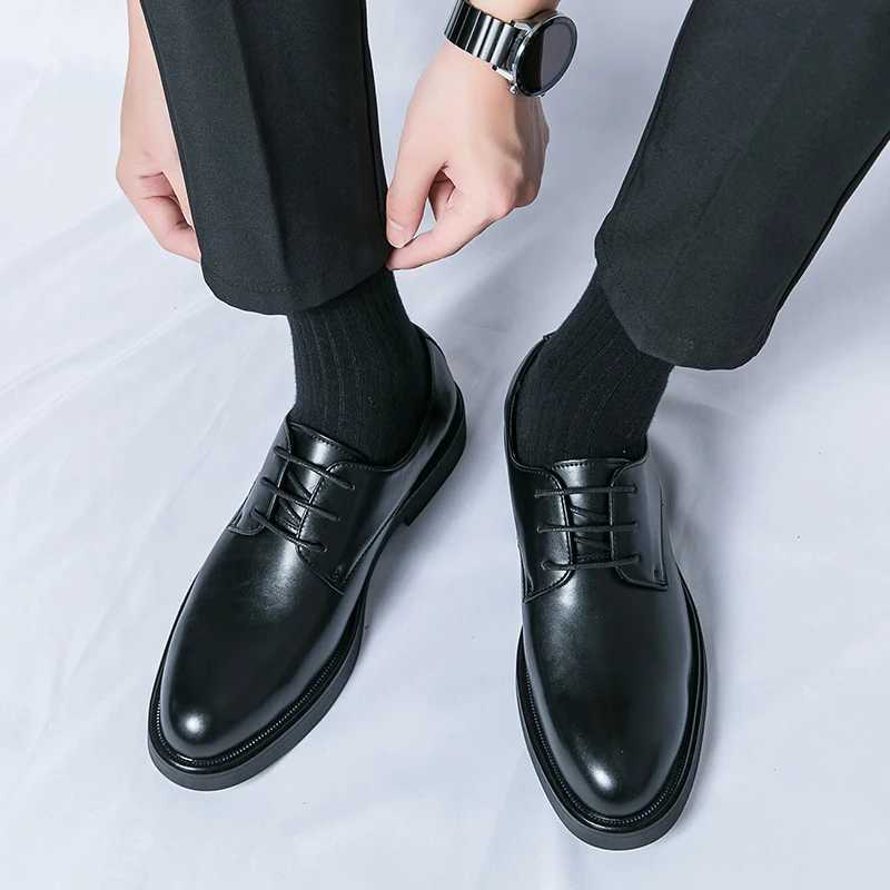Classic Italy Pointed Toe Leather Oxfords Business Formal Off Boos Dress Men Black Wedding Shoes Y250222