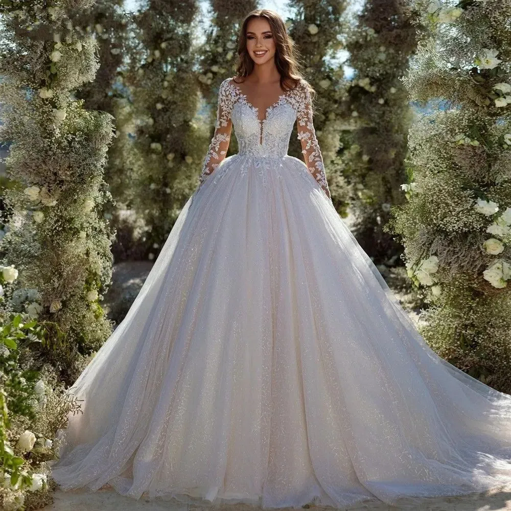 Vintage Saudi Arabia Dubai Ball Gown Wedding Dresses With Long Sleeves Glamorous Lace Appliqued Princess Church Bridal Gowns Plus Size Vestidos DeCust