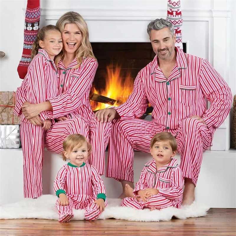 Striped Christmas Family Matching Set Father Mother Childrens Baby Pajama Set Father Mother and Me Christmas Pj Clothing W241015