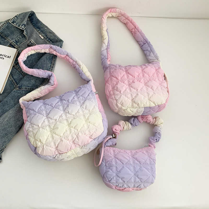 popular Instagram fashion bubble bag women's versatile commuting crossbody shoulder bag pleated cloud bag 241015