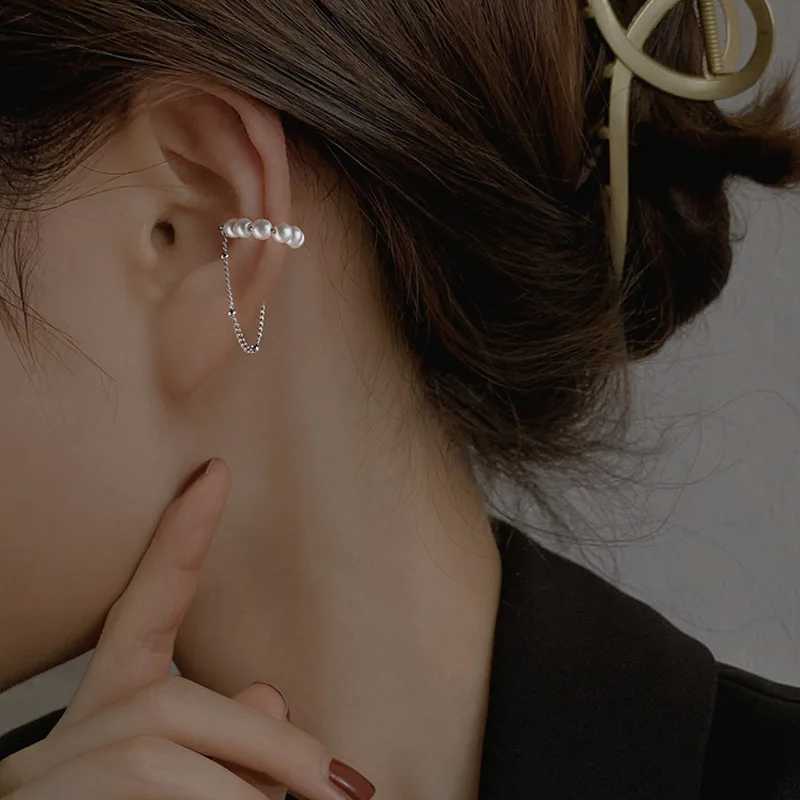 1 piece of fashionable imitation pearl silver chain earrings with cuffs non perforated fake cardboard box clip earrings suitable for female friends je
