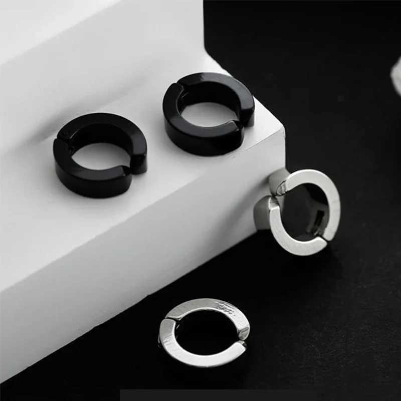 Non perforated earrings non perforated classic fake hoop earrings punk non perforated hip-hop black stud earrings clip jewelry W241017