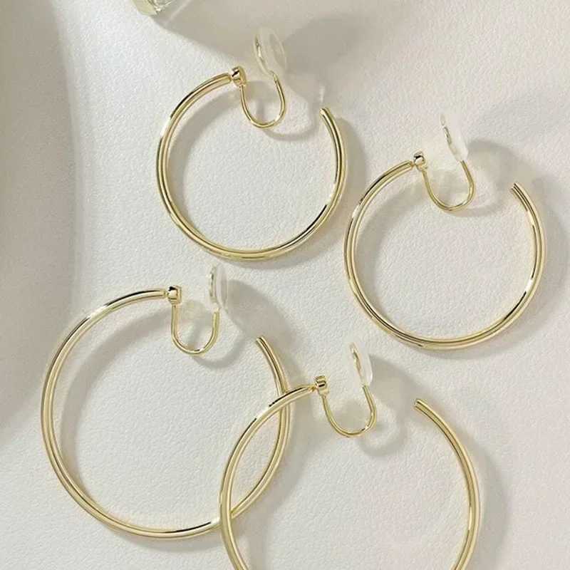 Earrings cuffs fake earrings unperforated earrings 2024 womens unperforated earrings W241017