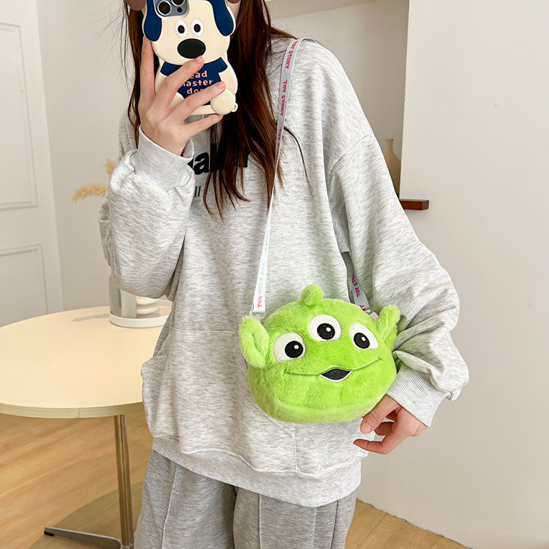 Fashionable New Cute and Fresh Doll Plush Toy Crossover Bag Women's Single Shoulder Crossbody Simple