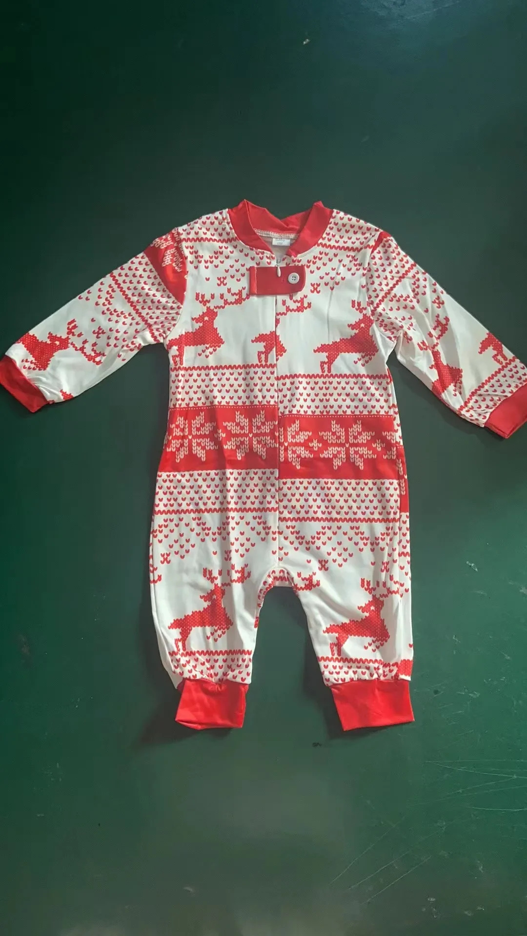 Merry Christmas All Over Print Pajamas Family Matching Outfits Women Men Boys Girls Clothing Sets Baby Romper Pjs Xmas Look 241017