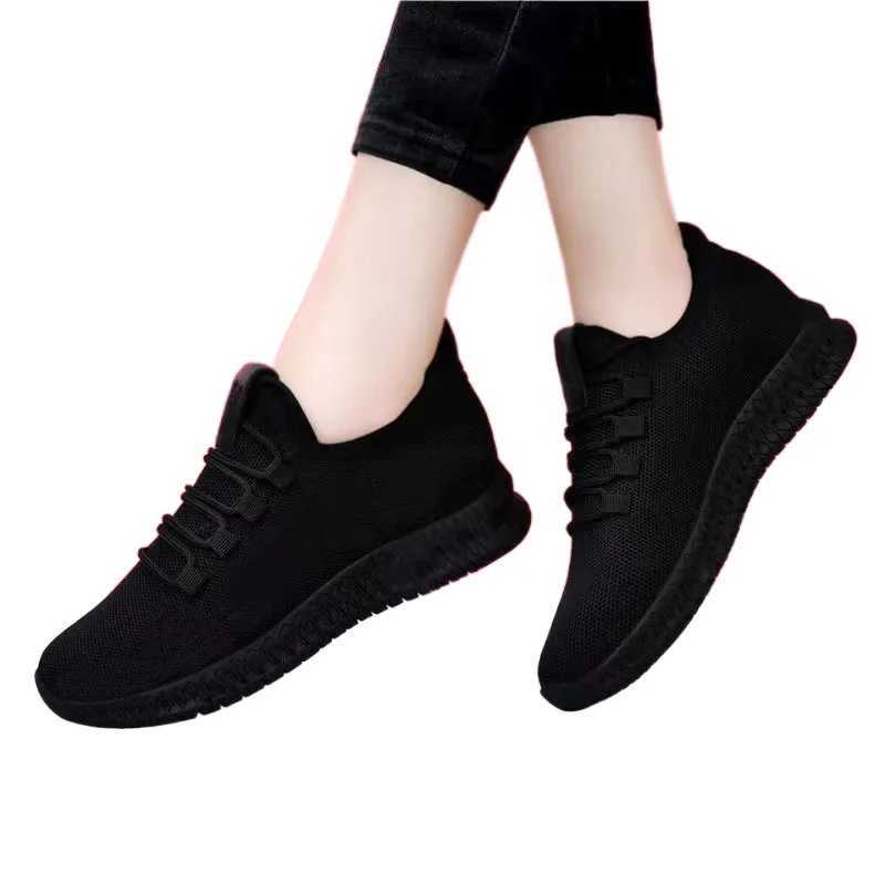 Womens breathable and anti slip platform fashionable new casual shoes Korean running shoes black sports shoes womens 2024 autumn Y241017