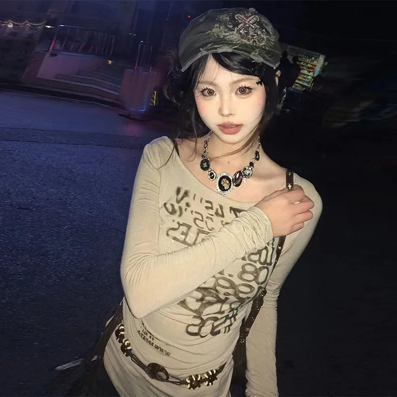 Tonngills Y2k Retro T-shirt Womens Printed Letter T-shirt Top Tight 2000s Japanese Autumn Street Clothing Folded Top Fairycore T-shirt 241017