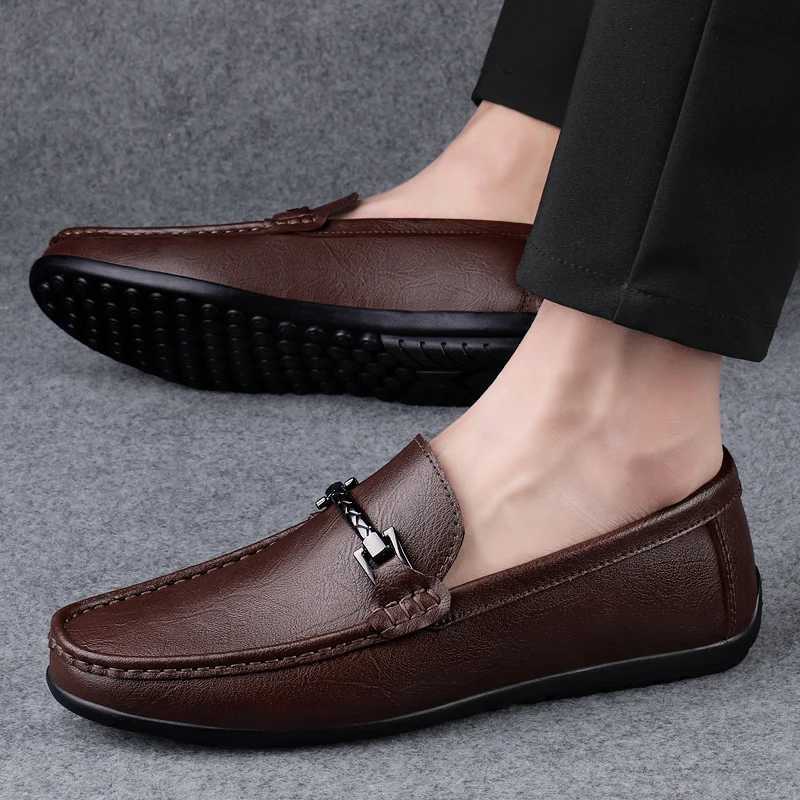 Men Casual Genuine Leather Shoes Spring Summer Men Flat Walking Loafers Black Brown Man Luxury Slip Boat Business Shoes 38-46XJ250118
