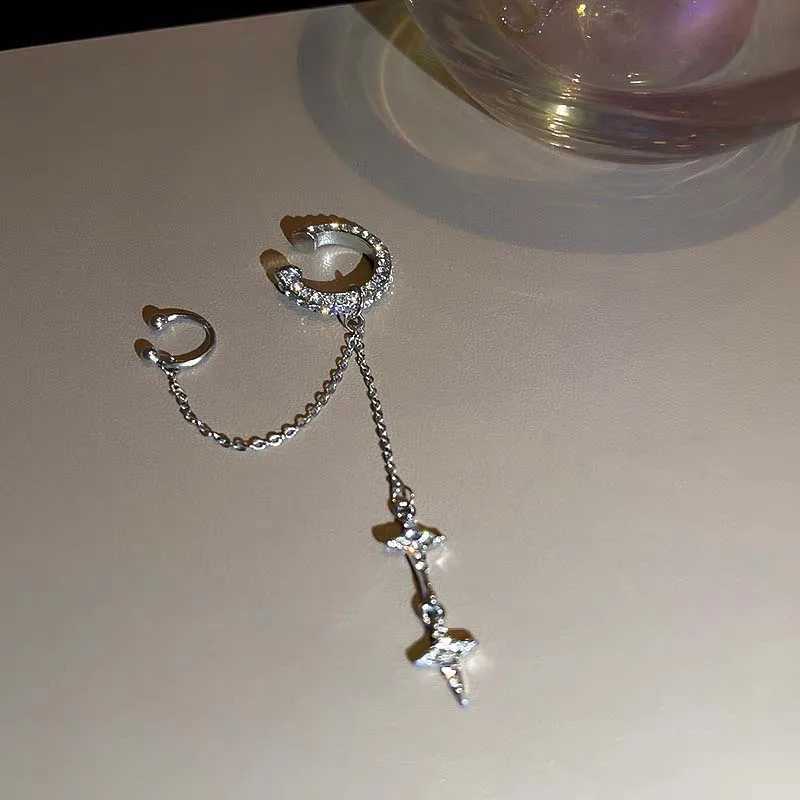 Sparkling silver crystal cross star tassel ear clip suitable for women fashionable rhinestones long holiday earmuffs perforated ear sleeves jewelry W2