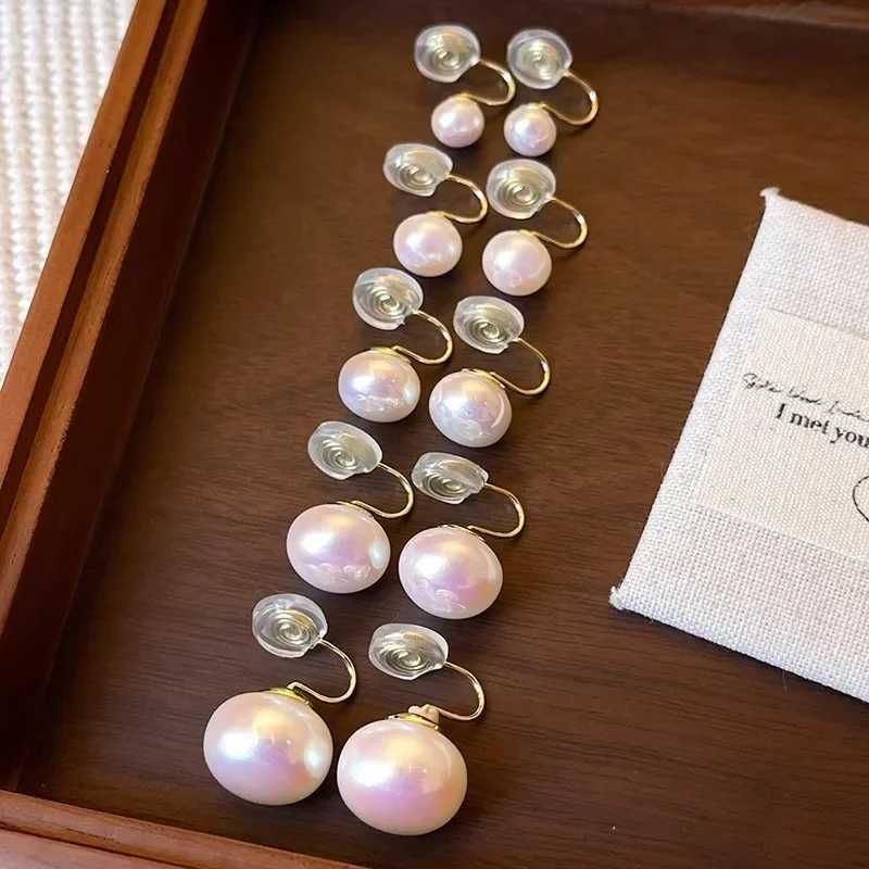 Vintage white pearl earrings new French ear clips fashionable mosquito coil holder womens earlobe free jewelry accessories gifts W241017