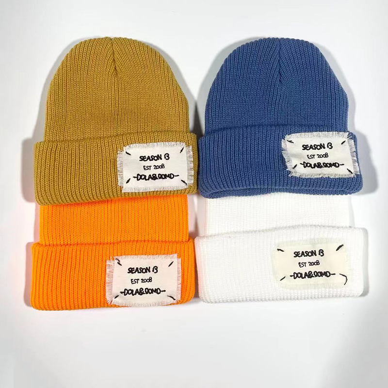 Fall Winter Knitted Beanies for Couples - Chic, Versatile Headwear