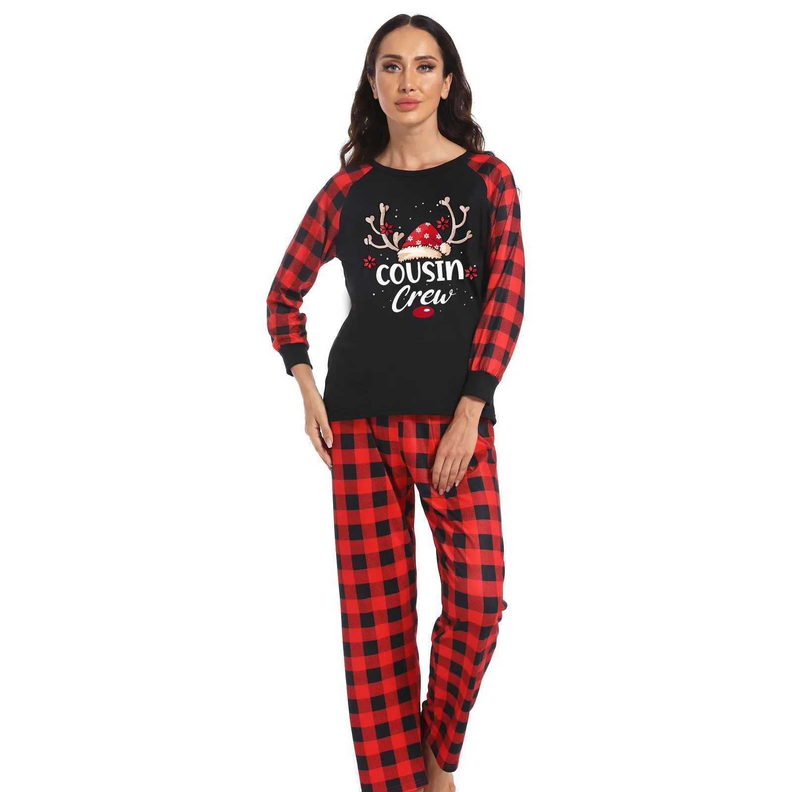 New letter grid pattern family pajamas set for mom dad and child matching set soft and warm pajamas for baby and dog jumpsuit Pjs Christmas appearance