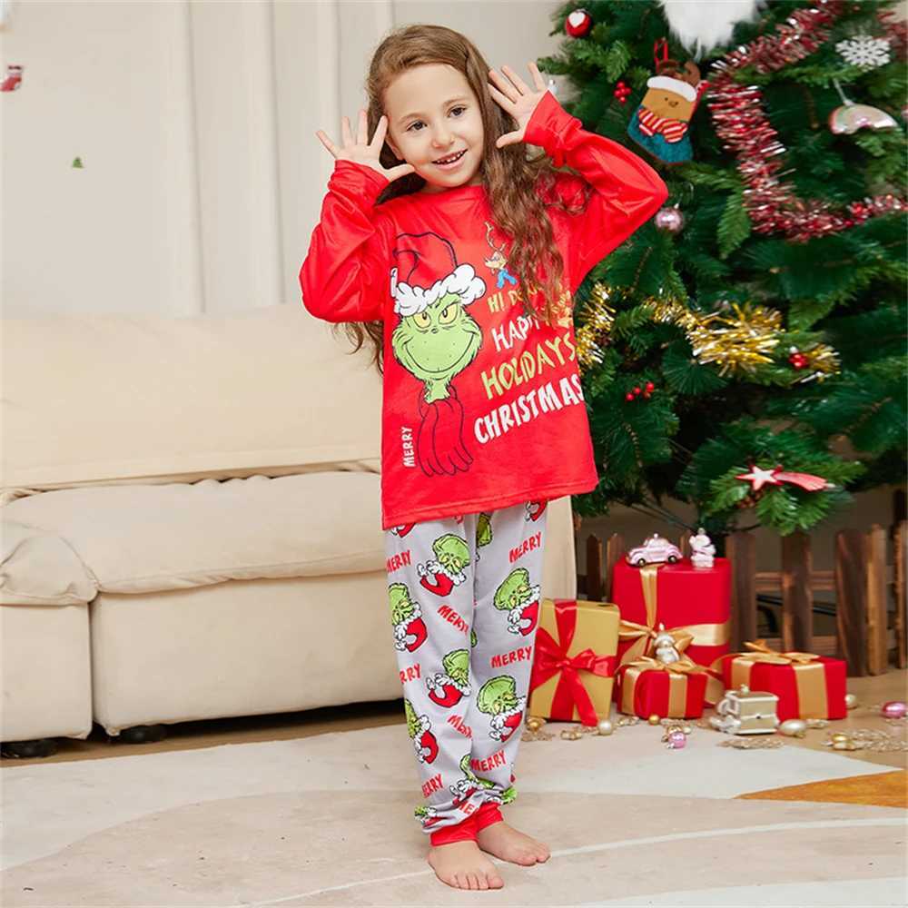 Family Christmas Pajama Set Cartoon Printed Family Matching Clothing Father Mother Childrens Pajamas Red Baby Panties W241015