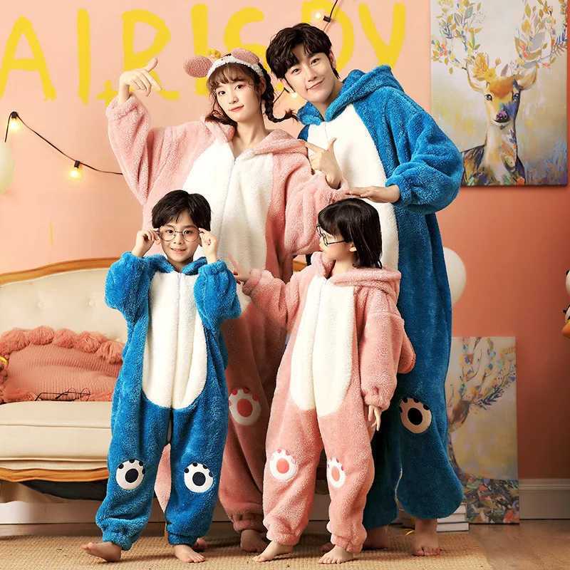 Family Matching Set Couple Warm Wool Onesies Pajamas Womens Anime Splicing Pajamas Childrens jumpsuit W241015
