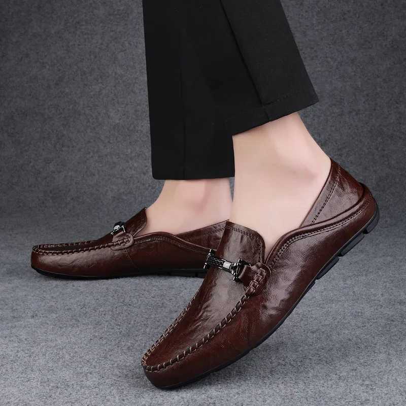 Men Breathable Casual Summer Shoes Hollow Out Mens Driving Shoes High Quality Male Business Shoes 2023 Genuine Leather LoafersXJ250118