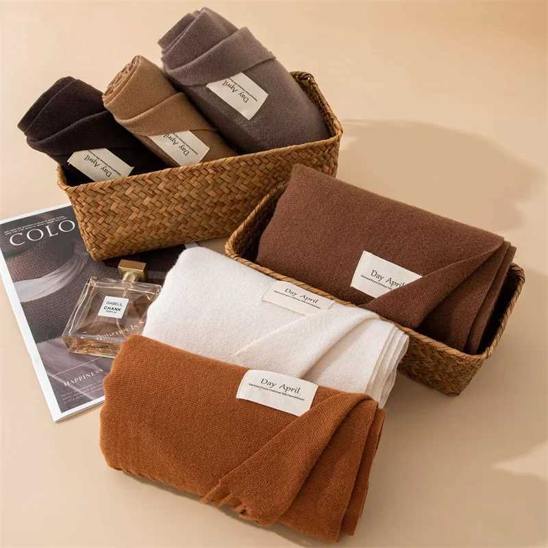 2024 Winter Warm Cashmere Scarf Winter Headscarf Solid Womens Shawl Bag Fem Pashmina Bandana Scarf X241017