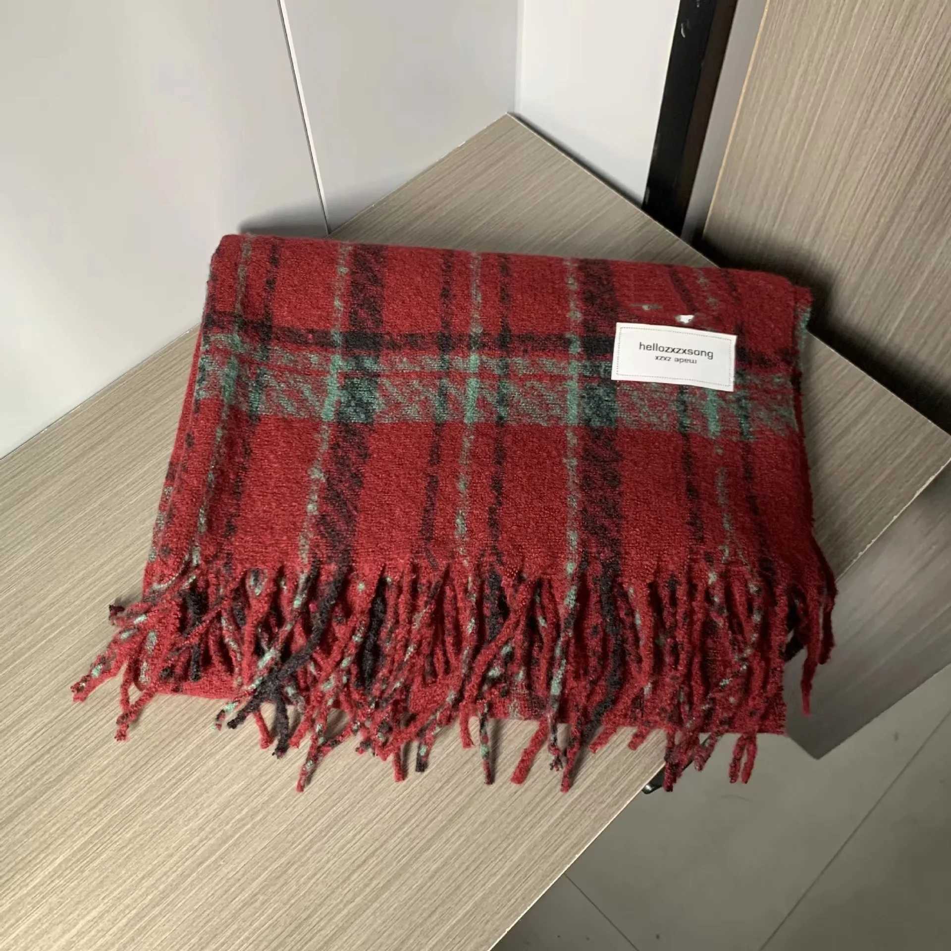 Scarf Lady Christmas Winter New Year Atmosphere Red Plaid with Thick Fringe Warm Student Retro Something Senior X241017