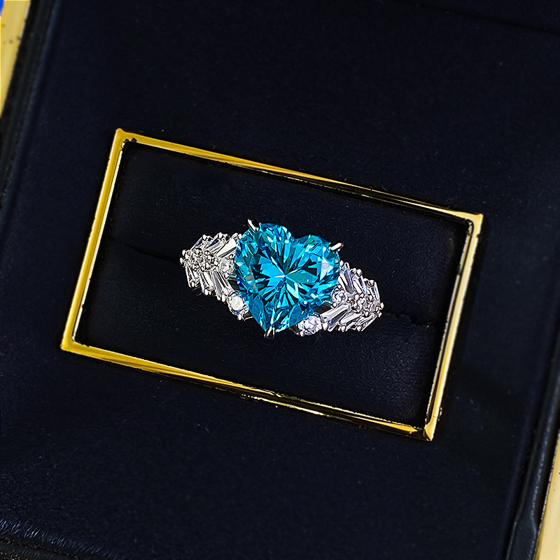 Unique Sterg Sier Aquamarine Moissanite Engagement Ring | Heart-Shaped Eternity Band