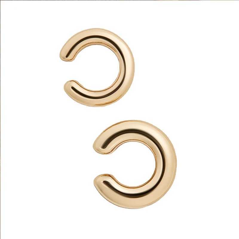 New Fashion Unique Fake Perforated Metal Ear Clip Asymmetric Circular Cartoon Womens Fashion Jewelry Gift Earsleeves for Girls W241017