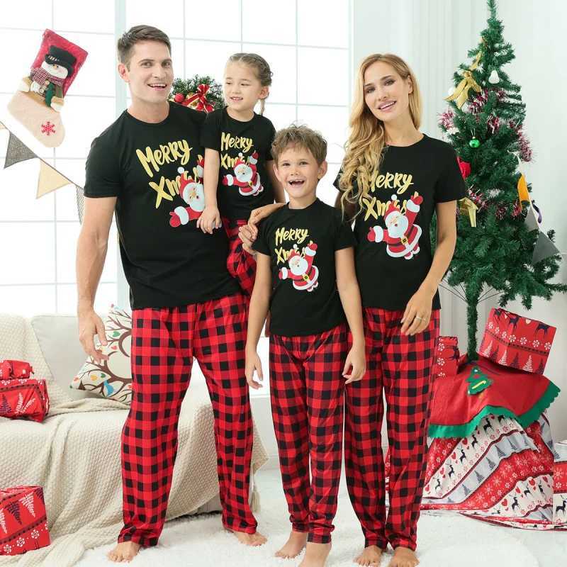 Merry Christmas 2024 Short Sleeve Family Matching Set Cute Soft Pajamas Adult Childrens Clothing Set Baby and Dog jumpsuit Family Appearance W241015