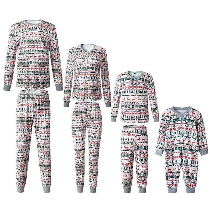 Christmas Gift for Family Mom Daughter Dad Son Matching Pajama Set Full Set Printed 2-piece Set Family Clothing Baby Pants Christmas Appearance W24101