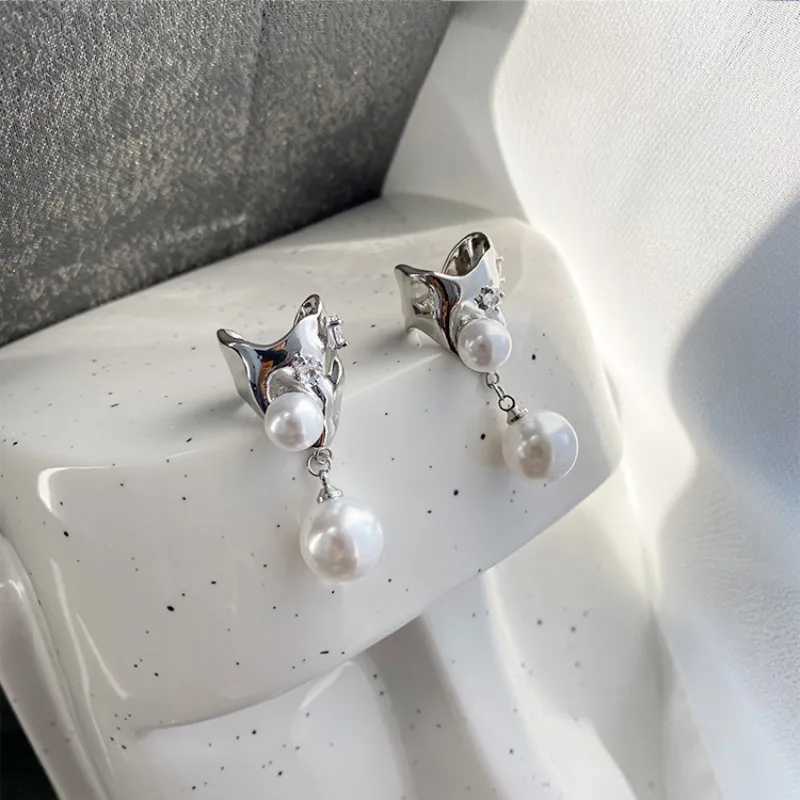HUANZHI new silver irregular metal imitation pearl pendant earrings clip unisex womens personalized trend jewelry W241017