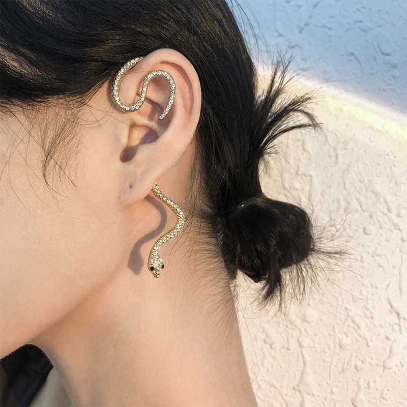 Exquisite snake ear cuff wrapped earrings boxed earrings non perforated earrings suitable for girlfriends to wear on a daily basis W241017