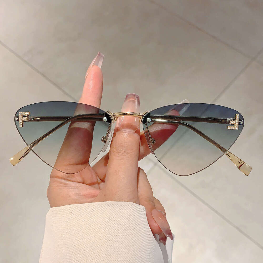 Women Stylish Ocean Design Sunglasses Gradient glasses Rimless Eye Glasses Lenses Vintage New Shades