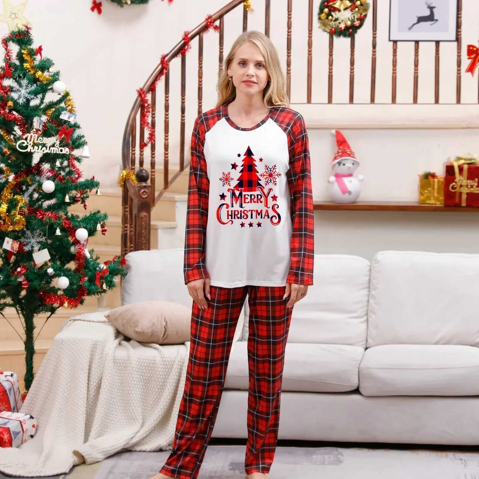 2024 New Family Christmas Pajama Set Plain weave Parent Child Matching Set Baby Boy Girl Clothing Family Clothing Christmas Appearance Gift W241015