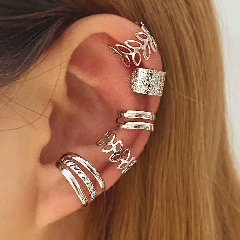 IFKM Womens Solid Color Leaf Clip Earrings Creative Simple C Ear Cuffs Non Perforated Ear Clip Set Trend Jewelry Gifts W241017