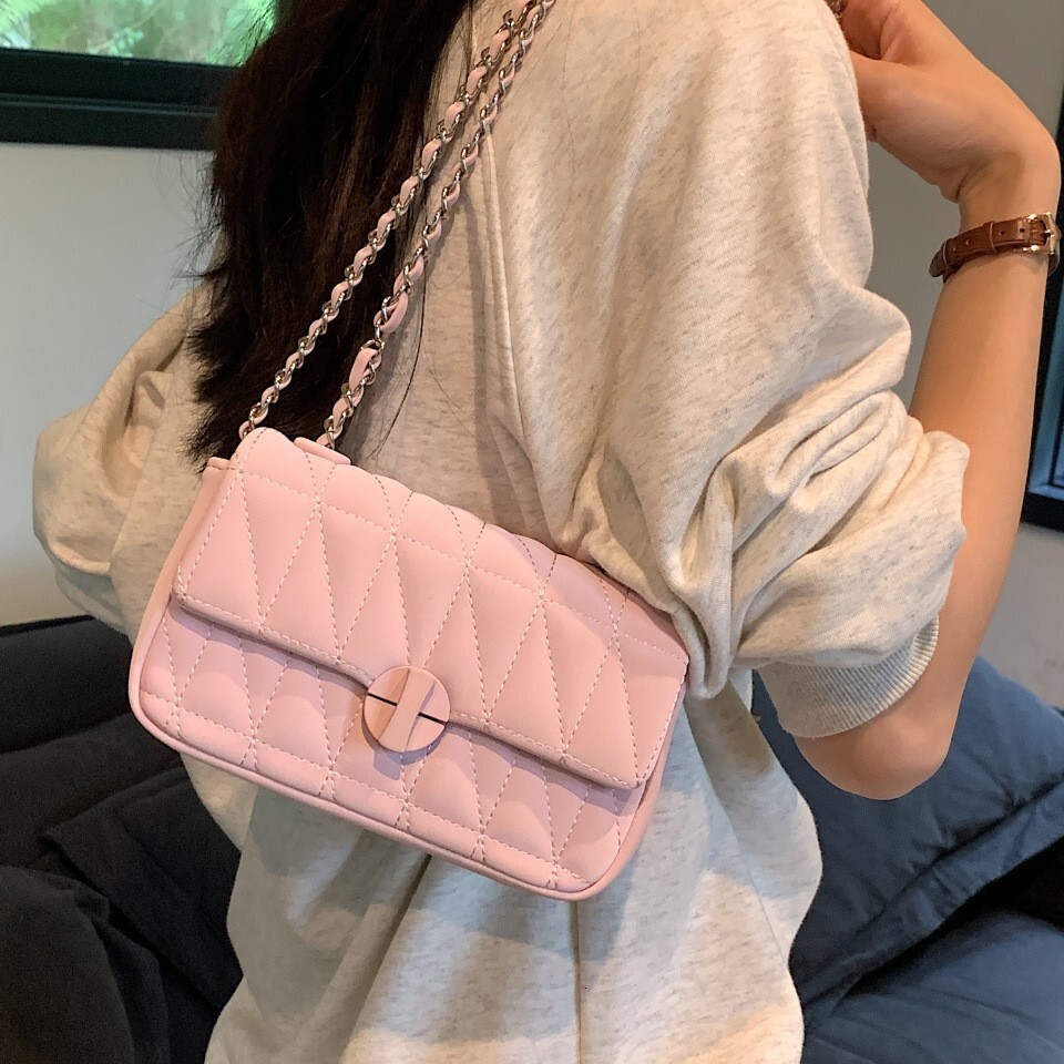 This year's popular bags for women new trendy fashion sense embroidered silver single shoulder crossbody small square bag