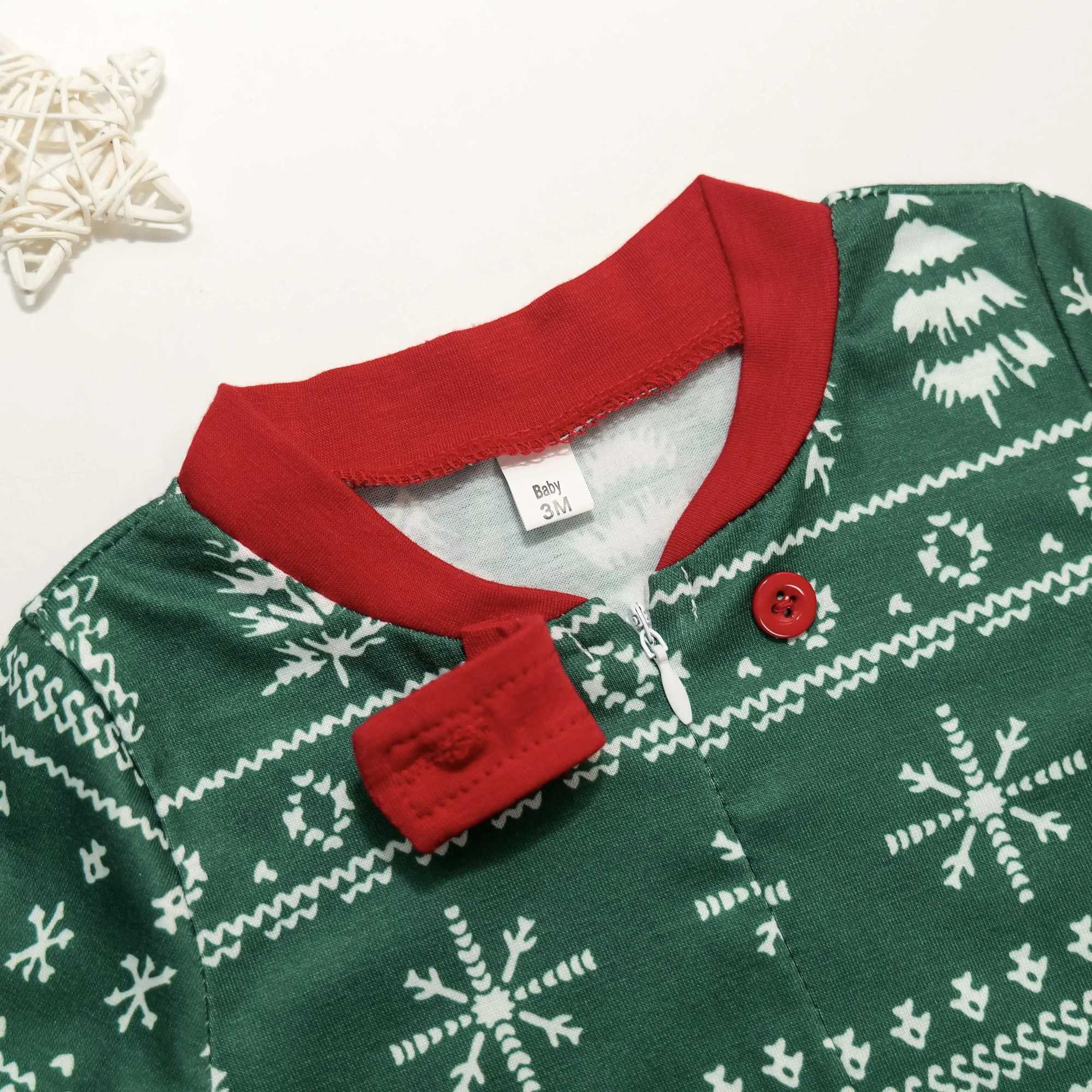 New winter 2024 full set printed pajamas set family baby jumpsuit Christmas matching set 2-piece set pajamas Christmas appearance W241015