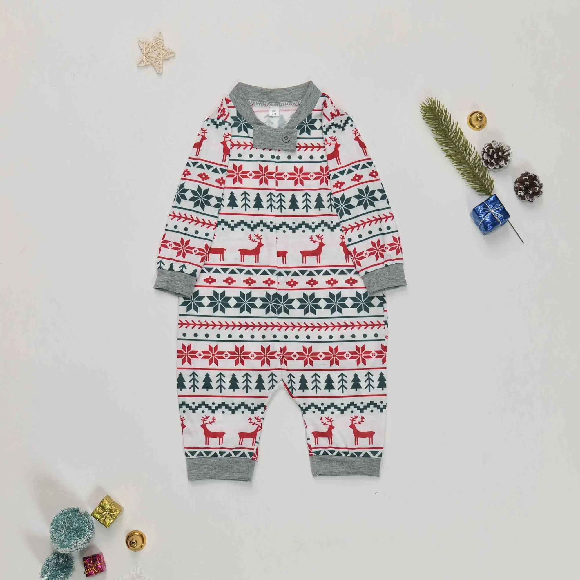 Family parent-child matching sleepwear 2024 new casual loose clothing set baby jumpsuit soft and cute Pjs Christmas appearance W241015