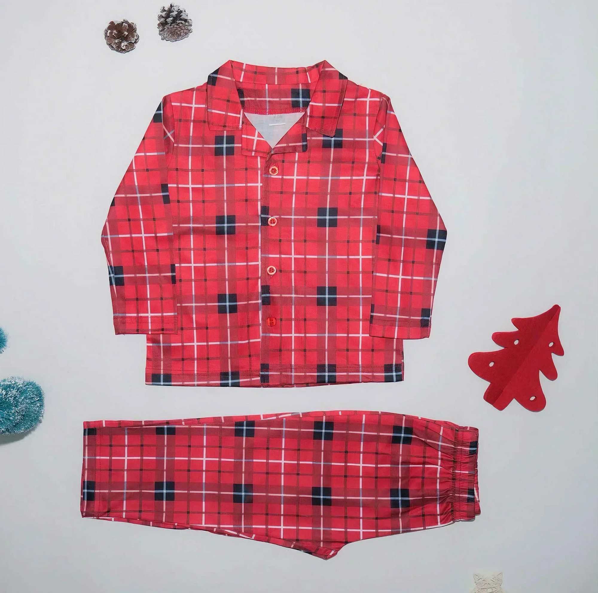 2024 New Christmas Family Appearance Plain weave Mom Dad Child Matching Pajama Set Baby Dog jumpsuit Boys and Girls Clothing Warm and Soft Pajamas W24