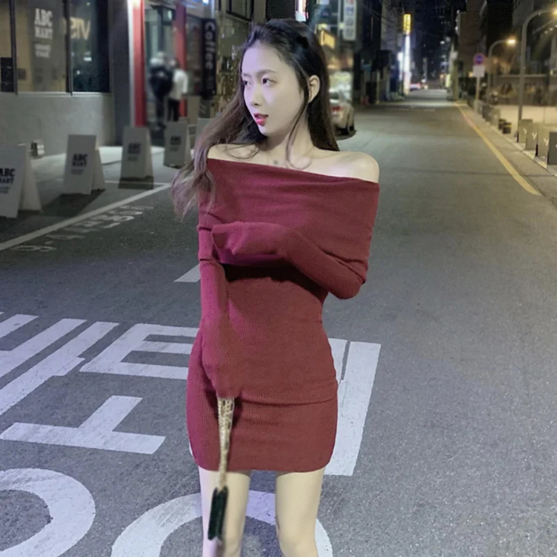 Autumn Winter Christmas Off Shoulder Red Womens Dress Slim Sexy Fashion Temperament Dresses 241017