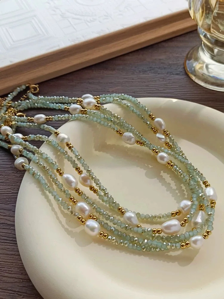 Natural Freshwater Baroque Pearl Necklace Fashionable Shining Crystal Necklace Natural Stone Jewelry 241017