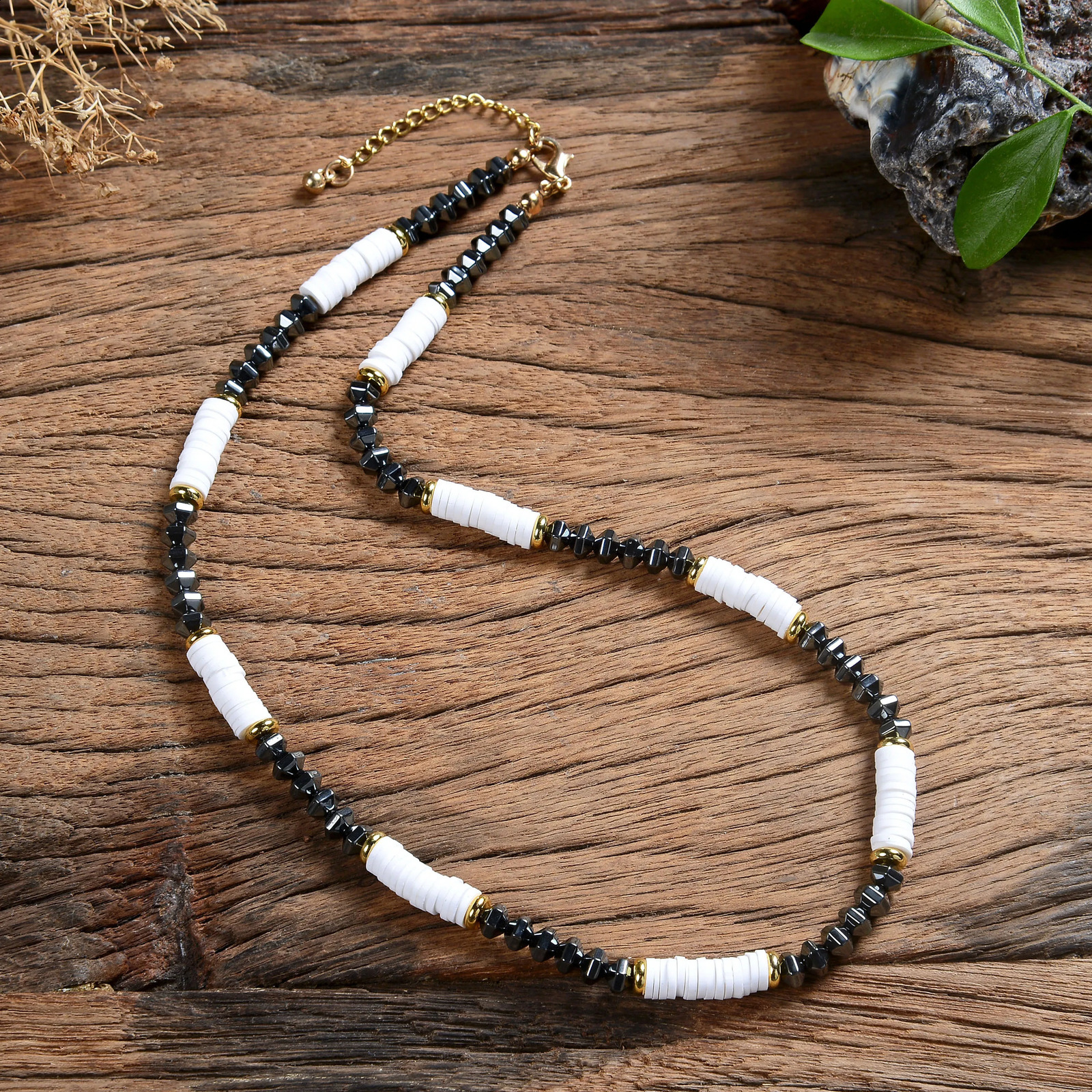 Natural Stone Retro Rural Bead Necklace Natural Coconut Shell Surfing Natural Tiger Eye Necklace Mens Tribal Gift 241017