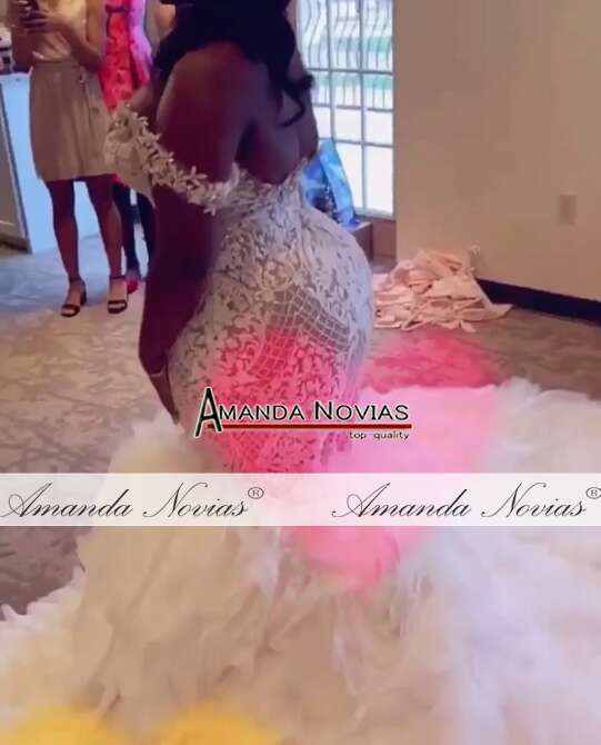 Off The Shoulder Straps Mermaid Wedding Dress Ruffles Skirt New