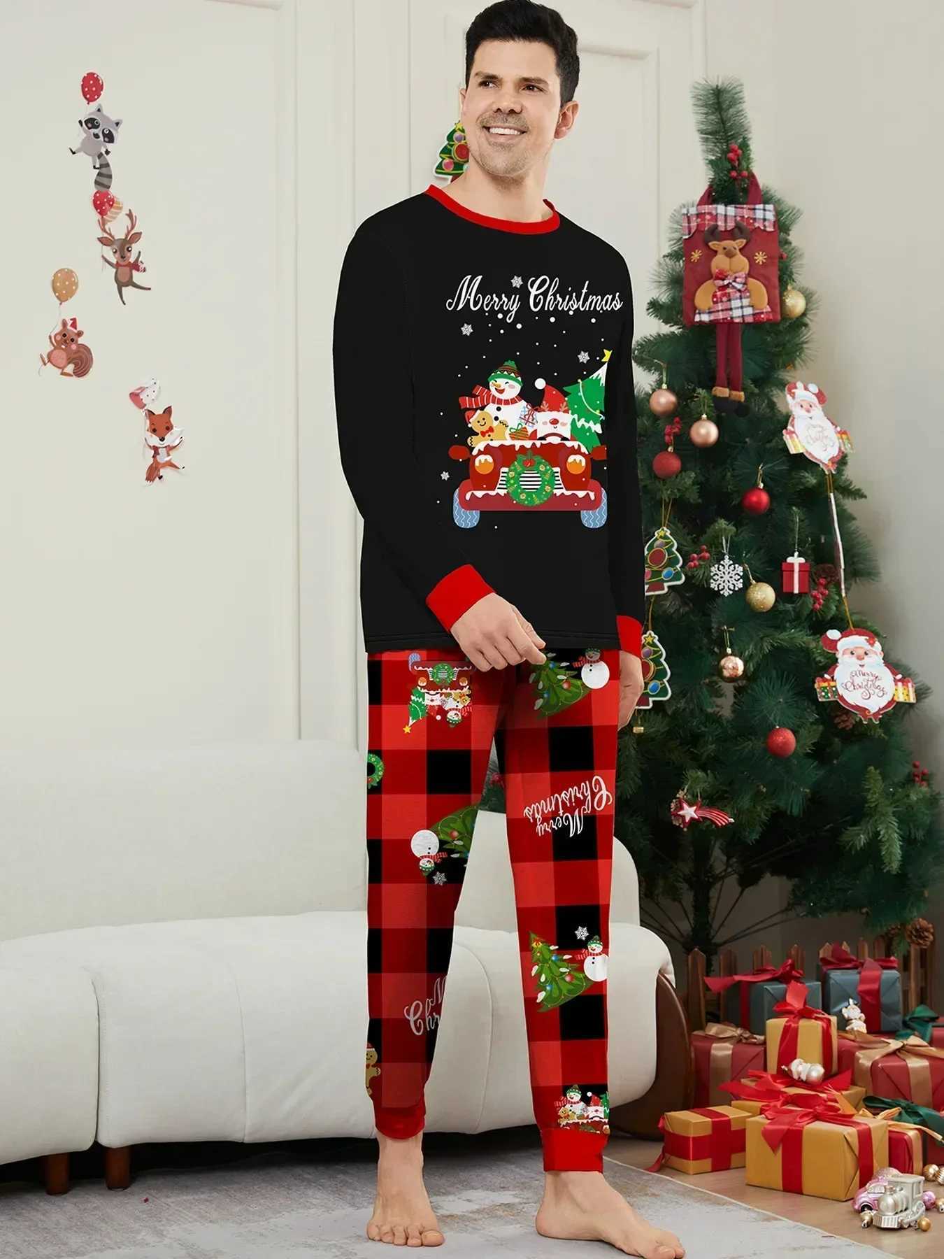 New mother daughter father son family matching set baby dog jumpsuit Pjs Christmas pajamas set soft and cute pajamas warm pajamas W241015