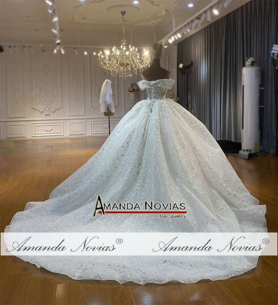 Off The Shoulder Straps Lace Wedding Dress With Small Train