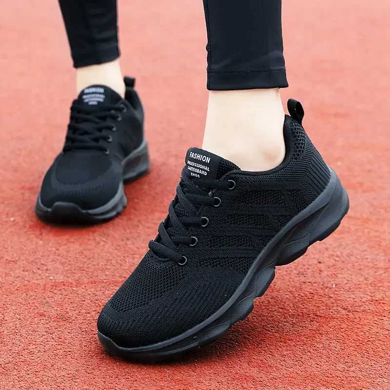 Womens sports shoes casual shoes 2023 new breathable walking mesh lace flat vulcanized shoes womens Tenis running shoes Y241017