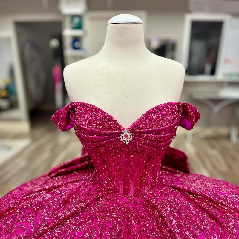 Fuia Princess Quinceanera Dresses Ball Gown Off The Shoulder Glitter Beads Corset Sweet 15 Vestidos Appliques De XV Anos Plus Size 6660312