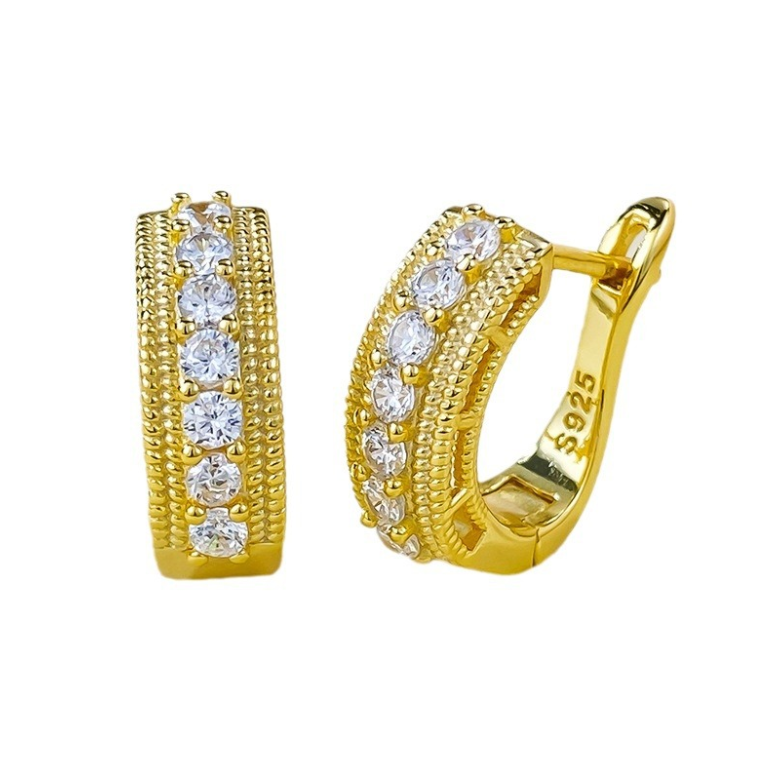 2024 Elegant Clip Earrins Luxury Jewelry Real 100% 925 Sterling Silver Gold Fill Round Cut White Moissanite Diamond Party Women Wedding French Earring
