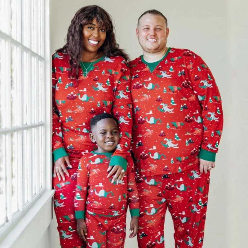 New Years clothing 2025 Christmas family sleepwear set casual soft sleepwear parents and children matching clothing 2-piece set family set Pjs W241015