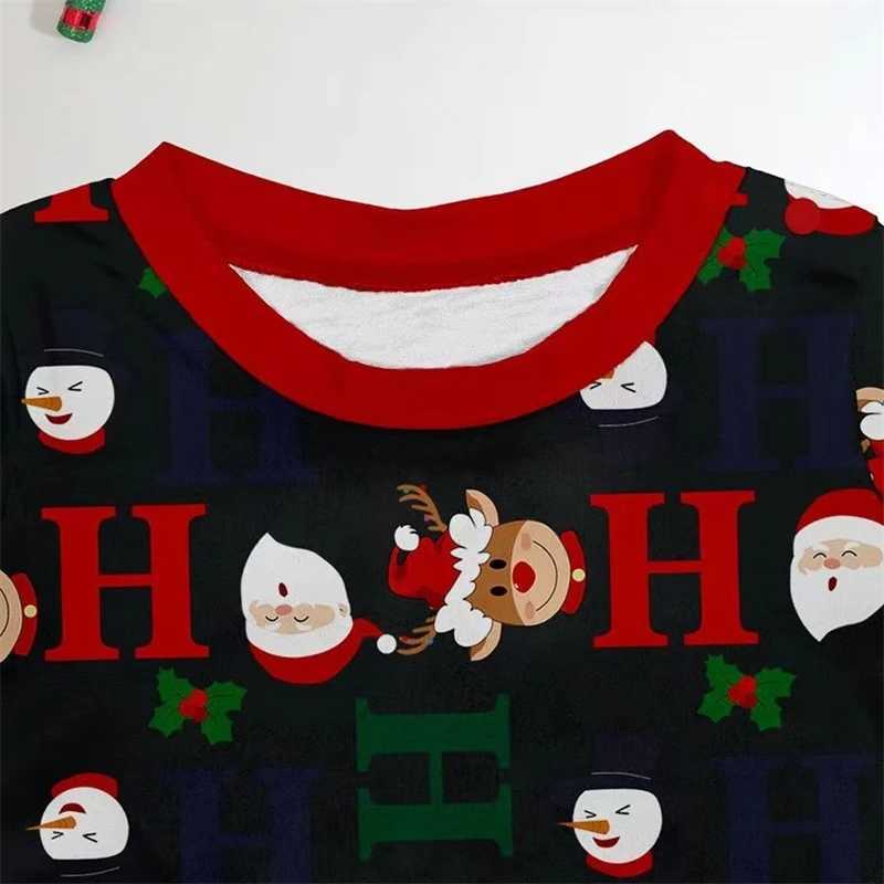 2024 Christmas Family Matching Costumes Father Mother Child and Baby Pajama Set Santa Claus Father Mother and Me Christmas Costumes W241015