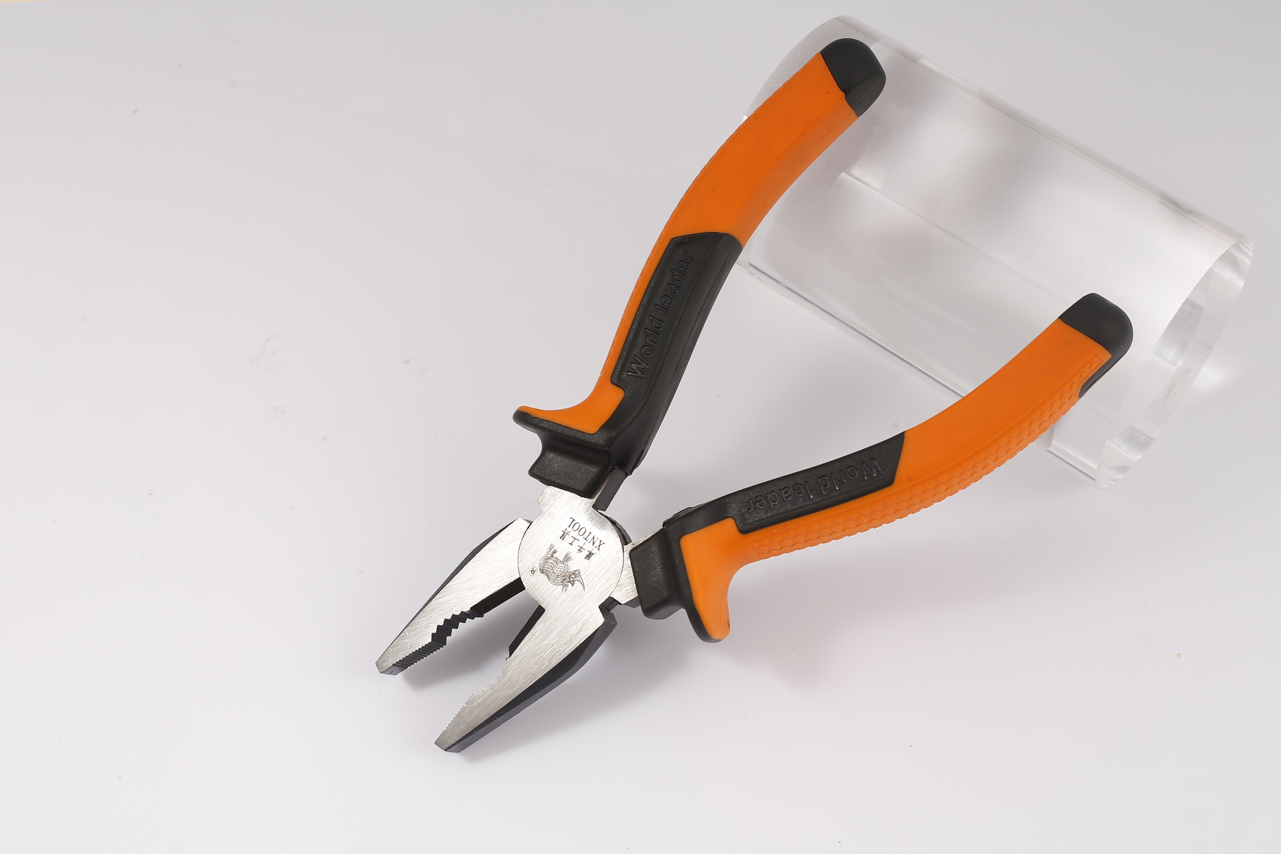 European pliers The surface of the orange black TPR handle is polished after blackening