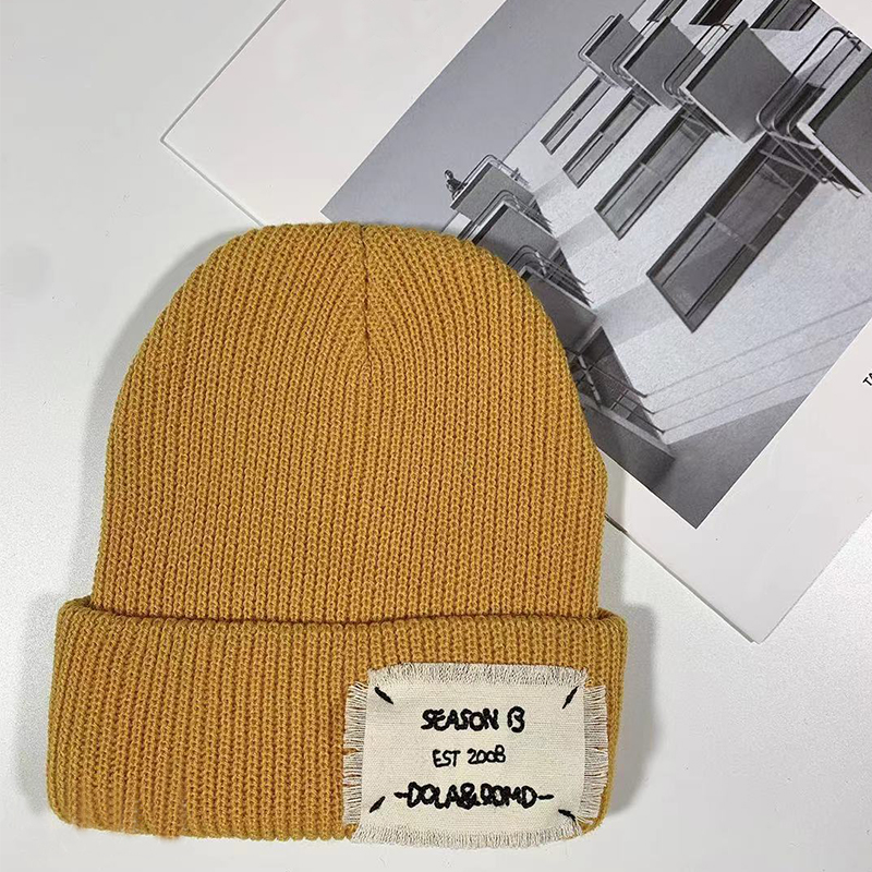 Fall Winter Knitted Beanies for Couples - Chic, Versatile Headwear