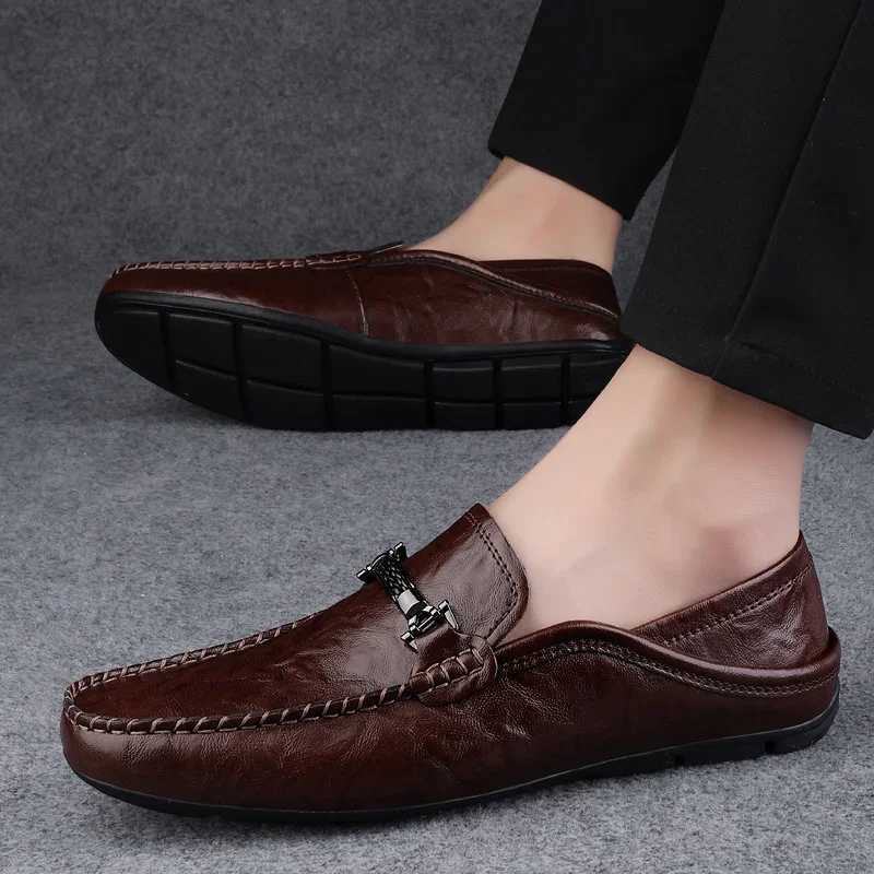 Men Breathable Casual Summer Shoes Hollow Out Mens Driving Shoes High Quality Male Business Shoes 2023 Genuine Leather LoafersXJ250118